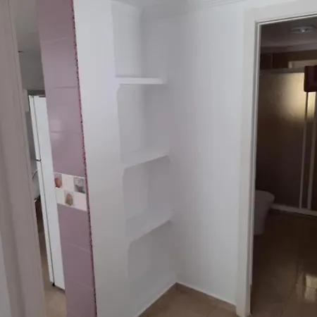 Garcia Noblejas - Apartamento En Malaga