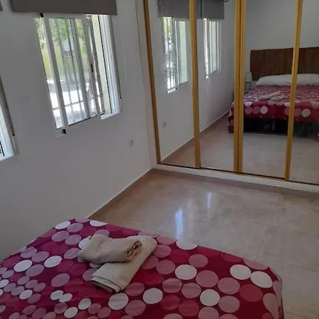 Garcia Noblejas - Apartamento En * Malaga